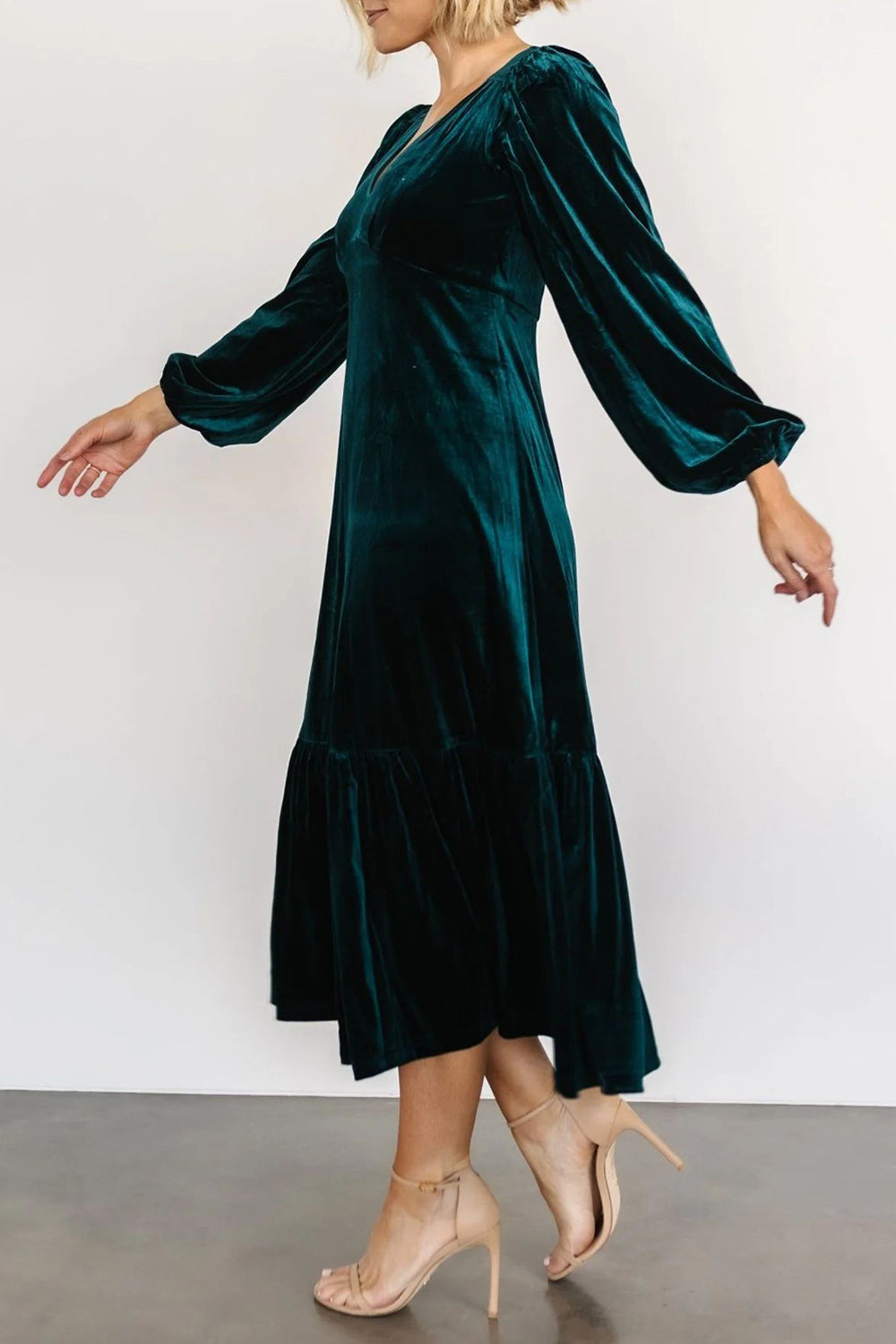 V-Neck Long Sleeve Midi Velvet Dress [Spirit and Rebel]