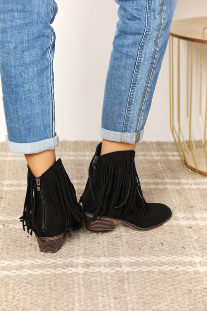 Legend Women's Fringe Cowboy Western Ankle Boots [Spirit and Rebel]   