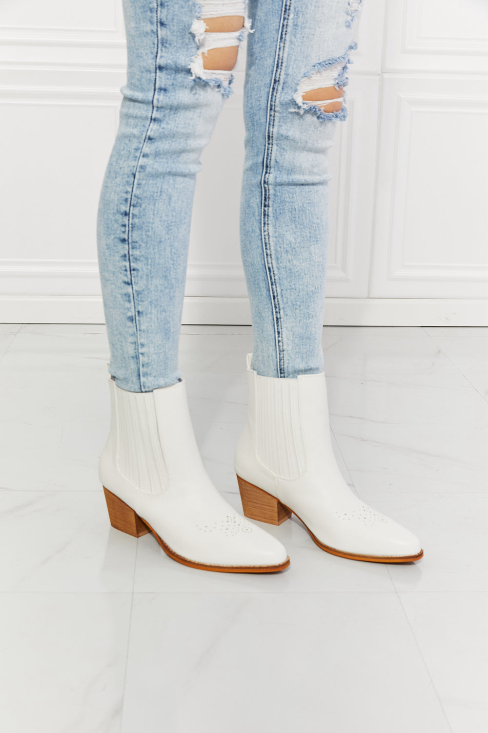 MMShoes Love the Journey Stacked Heel Chelsea Boot in White [Spirit and Rebel]   