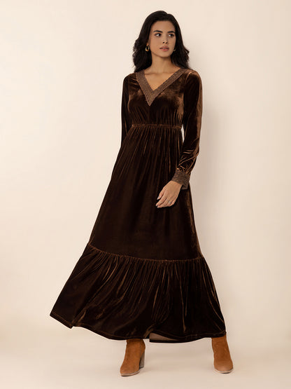 Spirit and Rebel Lace Detail V-Neck Long Sleeve Maxi Dress [Spirit and Rebel] Dark Brown S 