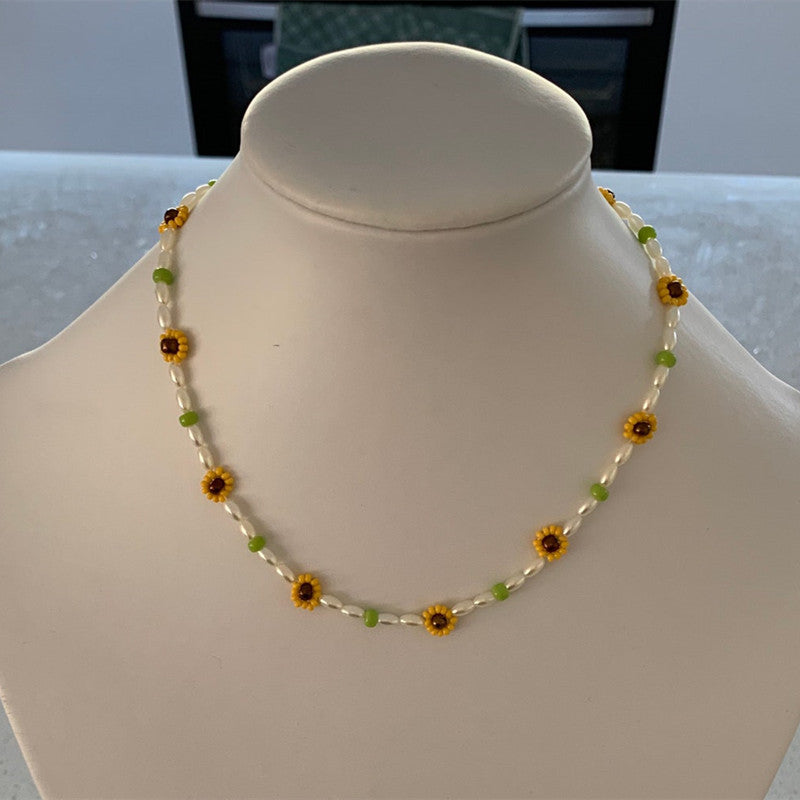 Trendy Flower Passion Beads Choker Necklace Sunset and Swim