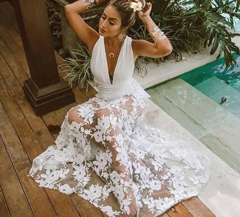 Free-Spirited Lace Love Story Beach Boho Wedding Dress [Spirit and Rebel]   