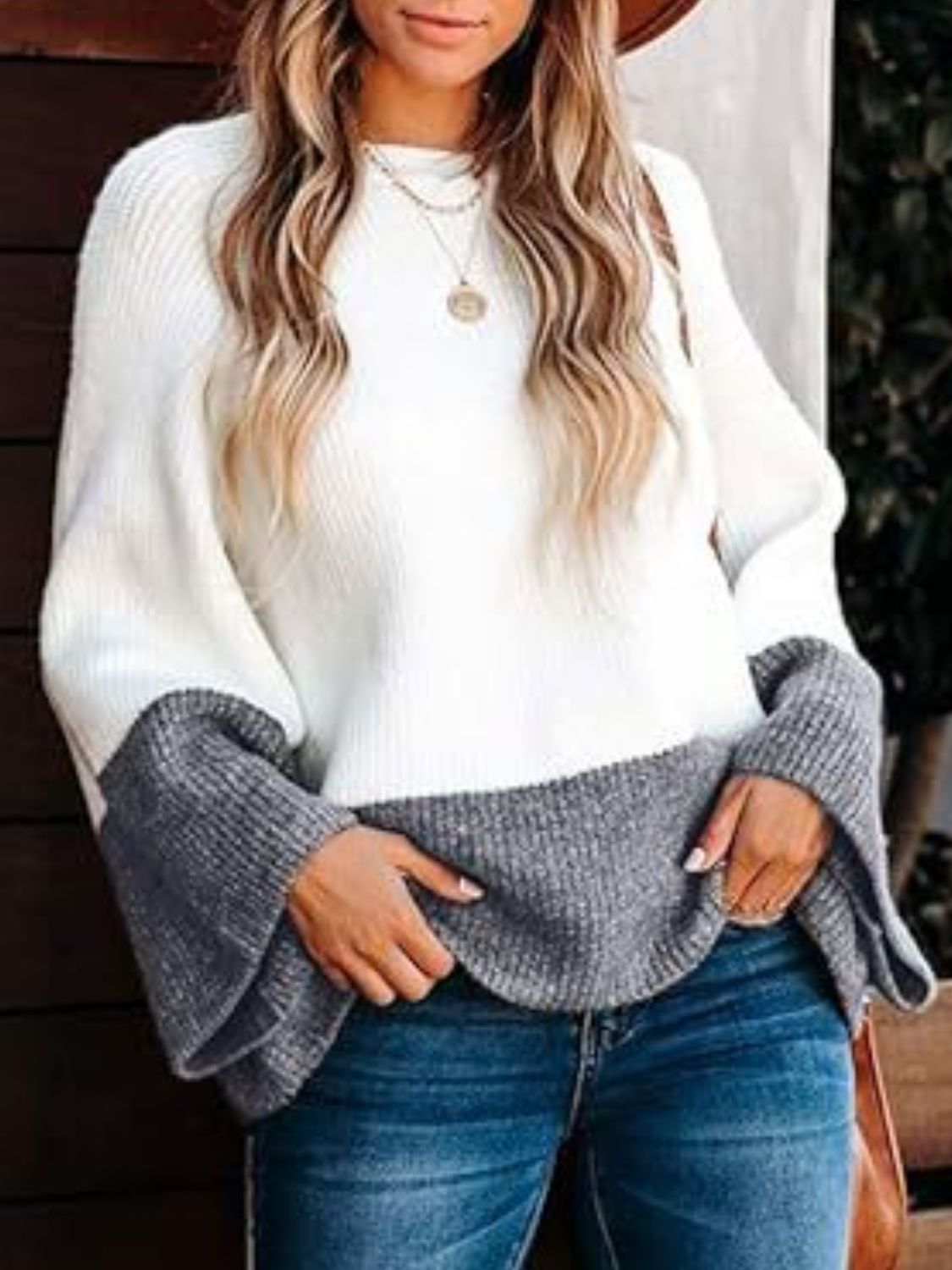 Contrast Round Neck Long Sleeve Sweater [Spirit and Rebel]