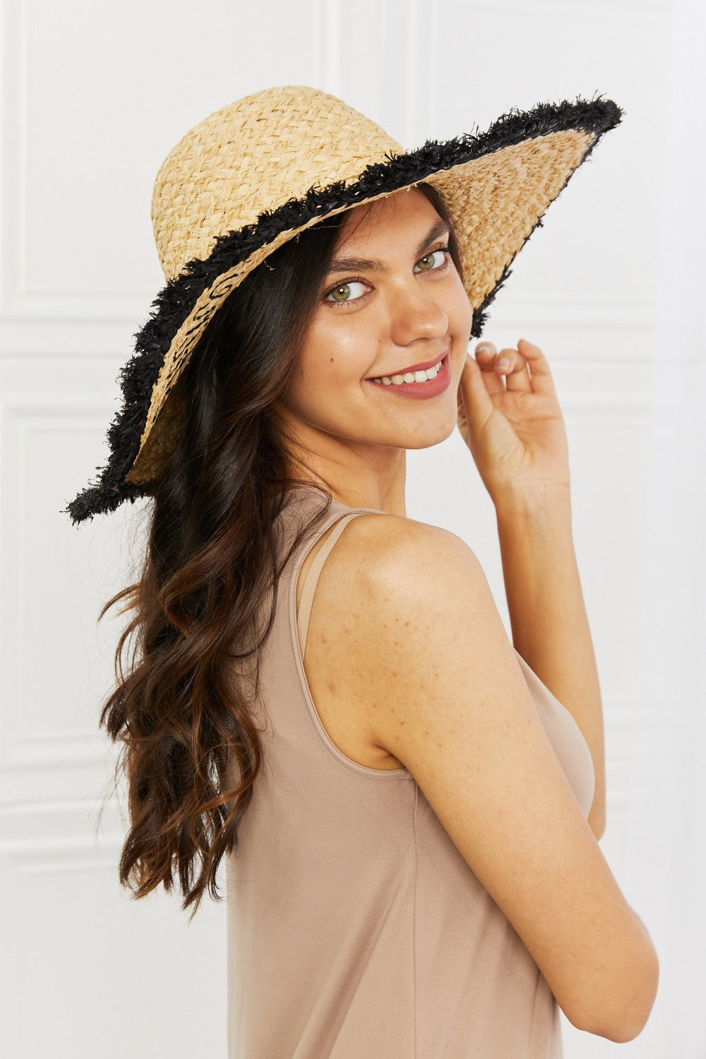 Fame Sunshine Straw Fringe Hat [Spirit and Rebel]