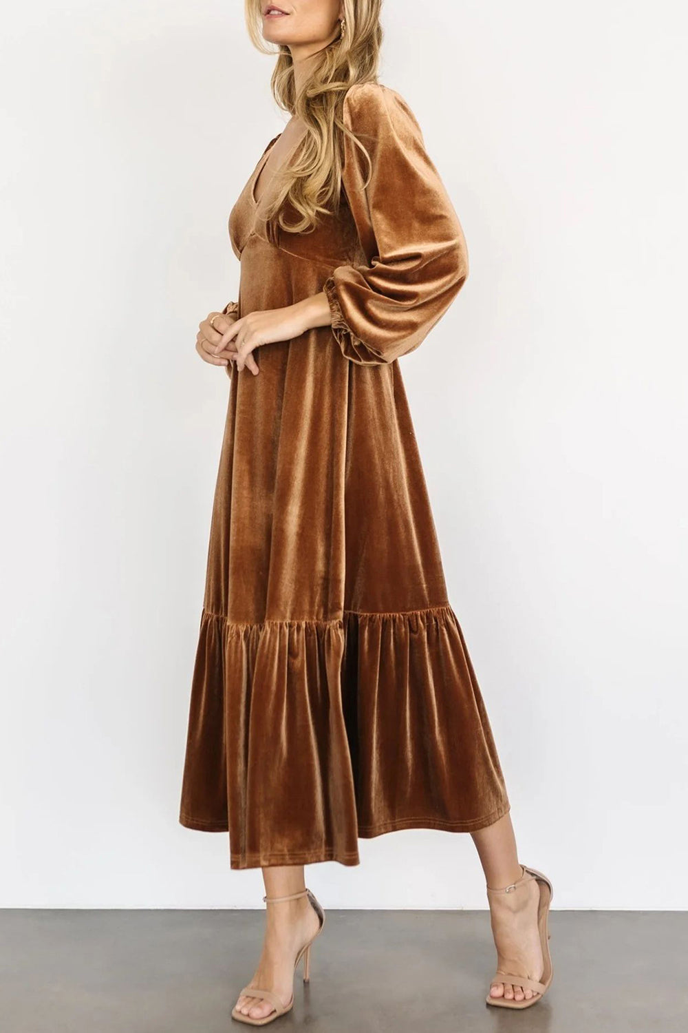 V-Neck Long Sleeve Midi Velvet Dress [Spirit and Rebel]