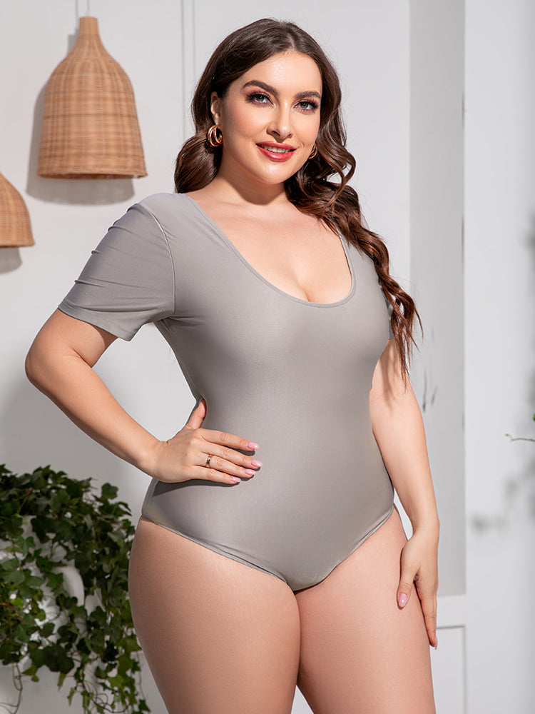 Plus Size Scoop Neck Short Sleeve One-Piece Swimsuit [Spirit and Rebel]