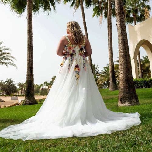 Floral plus size wedding dresses hotsell