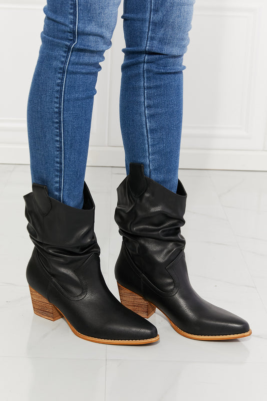 MMShoes Better in Texas Scrunch Cowboy Boots in Black [Spirit and Rebel] Black 6 