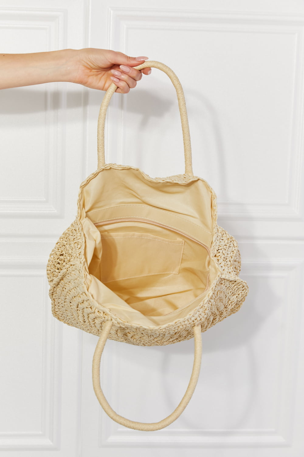 Justin Taylor Beach Date Straw Rattan Handbag in Ivory [Spirit and Rebel]