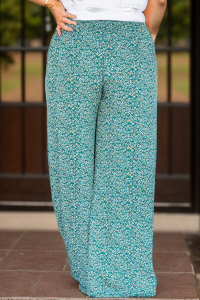 Plus Size Ditsy Floral Wide Lag Pants [Spirit and Rebel]   