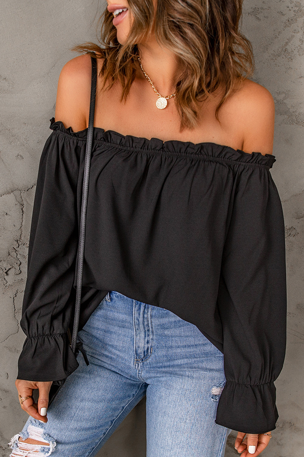 Off-Shoulder Flounce Sleeve Blouse [Spirit and Rebel] Black S 