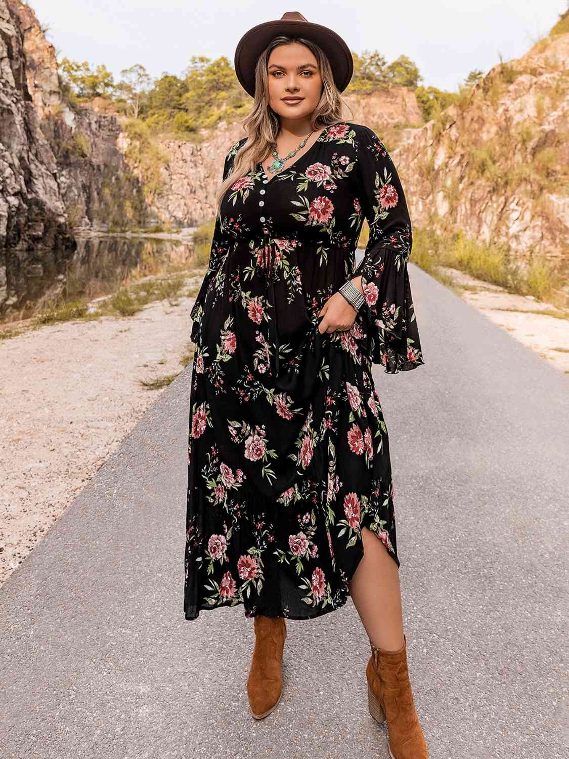 Plus Size Floral Flare Sleeve Boho Chic Dress [Spirit and Rebel]   