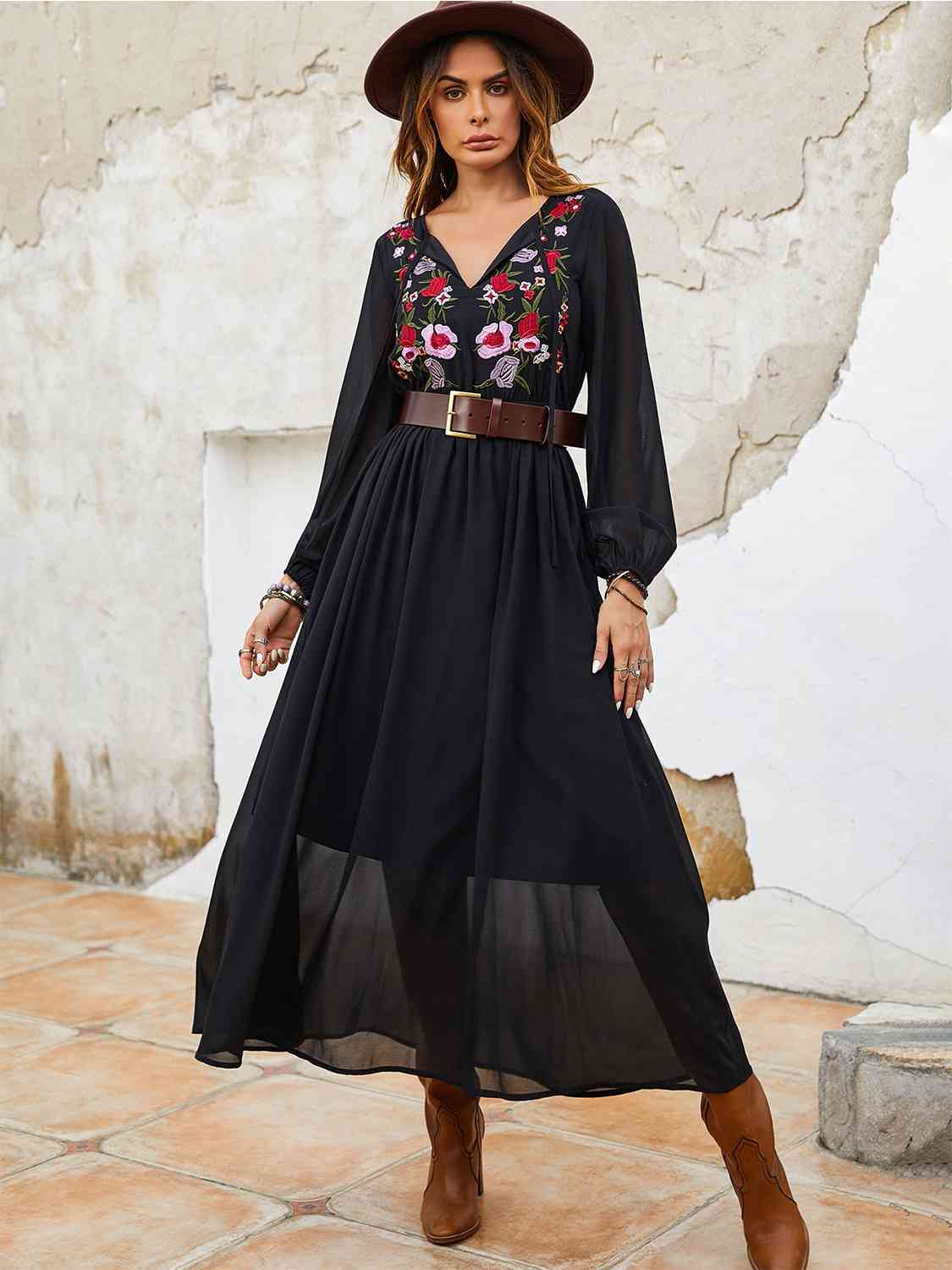 Flower Tie Neck Balloon Sleeve Dress [Spirit and Rebel] Black S 