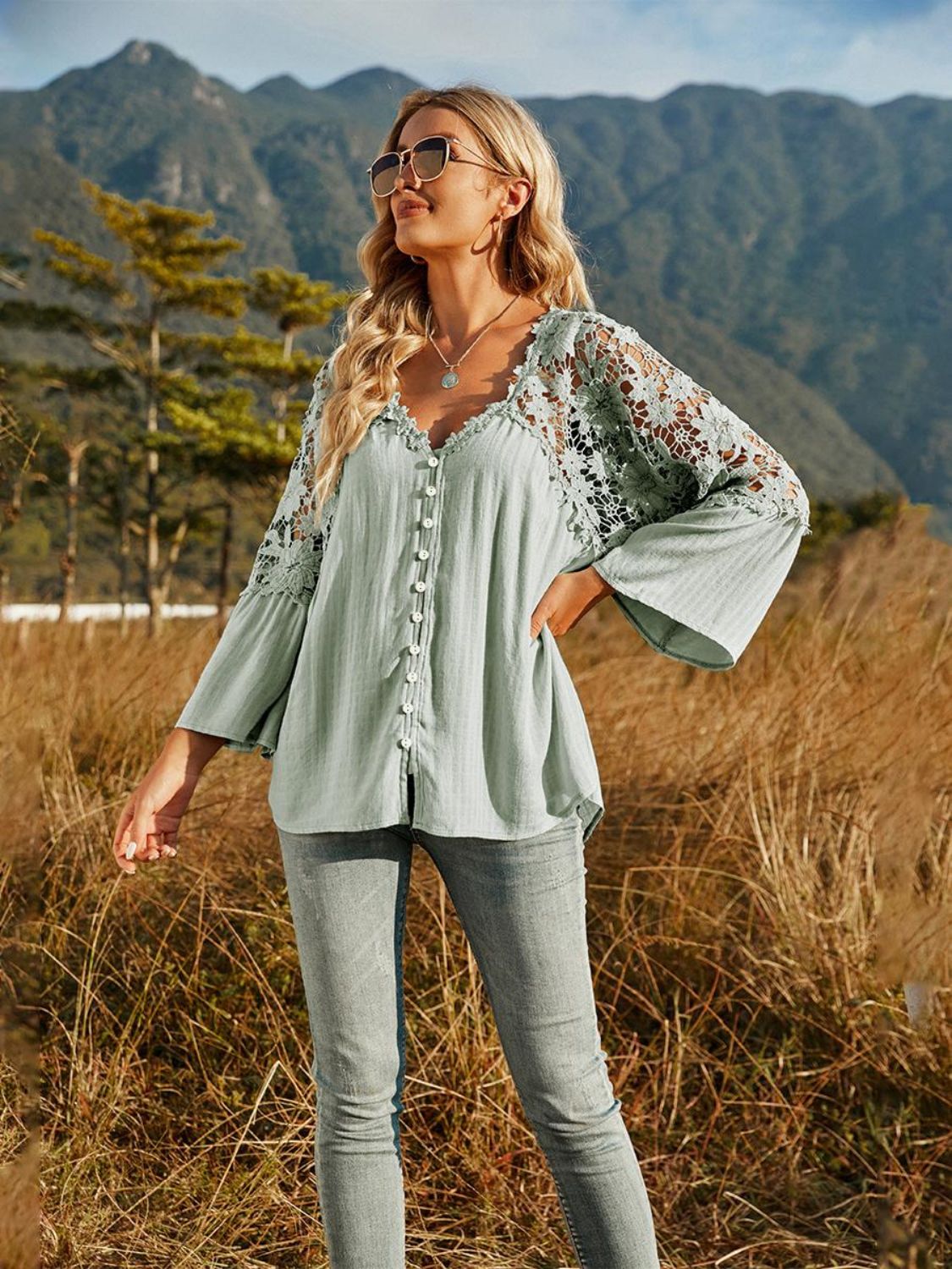 Spliced Lace Buttoned Blouse [Spirit and Rebel] Light Green S 