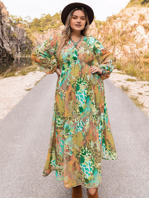 Boho Chic  Plus Size Floral V-Neck Long Sleeve Dress [Spirit and Rebel] Mid Green 0XL 