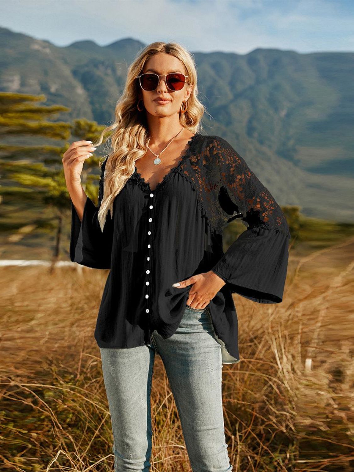 Spliced Lace Buttoned Blouse [Spirit and Rebel] Black S 