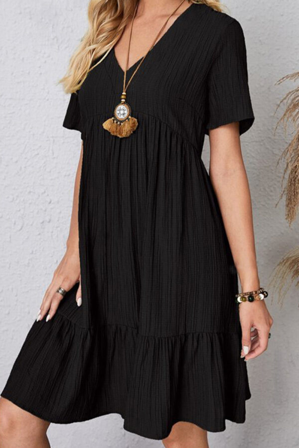26e2f4a6-a683-457b-af05-93e5fb95fa76-Max.jpg Boho Chic Plus Size Ruched V-Neck Short Sleeve Dress