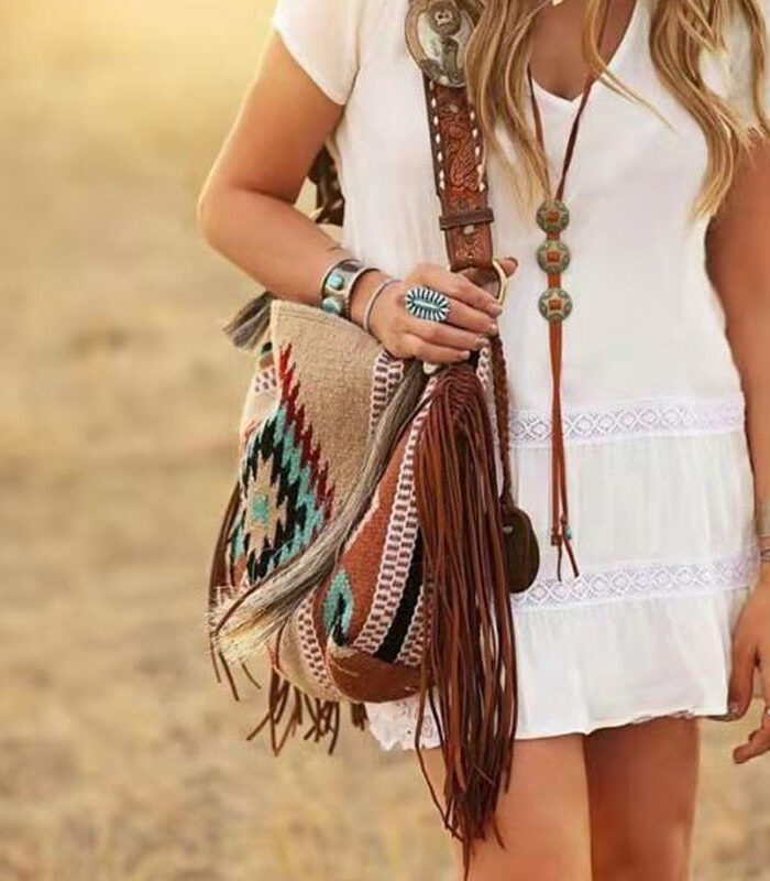 H89aa0f603c504f22bf645e81c68001afj.jpg Limited Edition Boho Haven Tassel Shoulder Bag