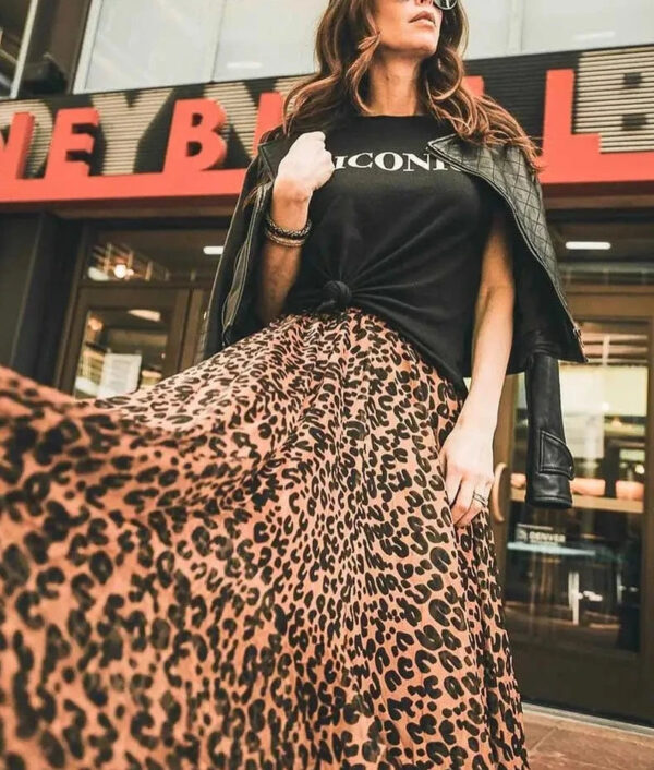 Ha32cb94afc0b4a9bbad4ba158ee073964.jpg Spirit and Rebel Boho Leopard Maxi Skirt