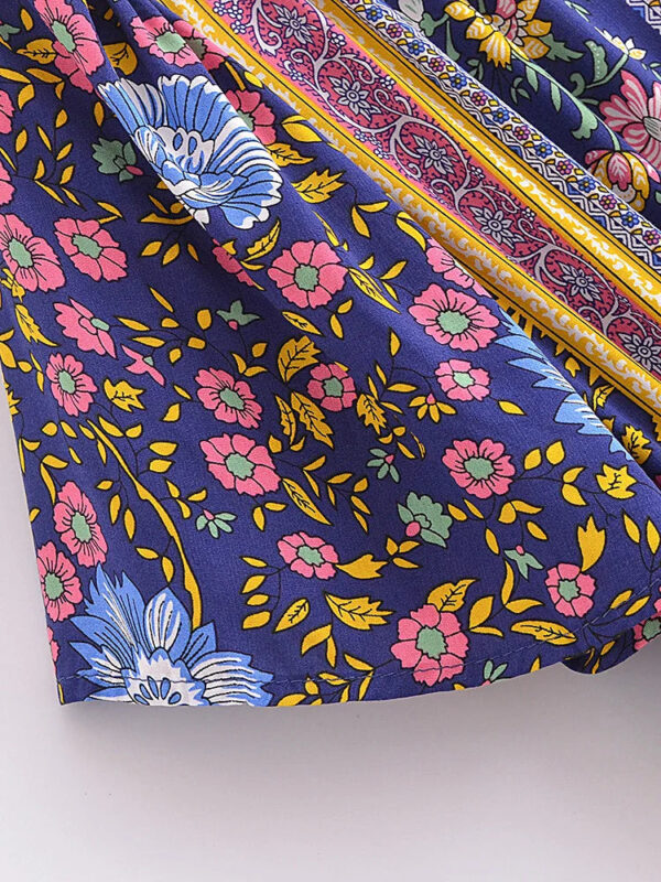 Bohemian Maxi Dress with Vibrant Floral Print and Flowing Silhouette