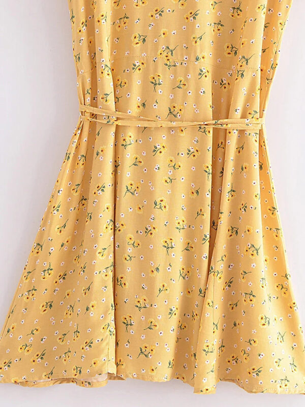 S8078d1a2e6da4fffbbe61ad011e766290-1.jpg Golden Hour Daisy Mini Dress