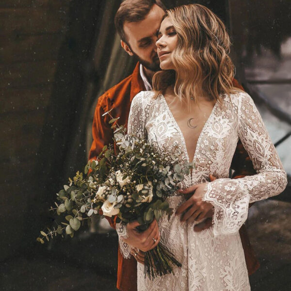 Sadcf7b6ddbb34dc1b956f04c7eddd366U_50962443-b580-47e6-a7be-22df82b83255.jpg Elegant Boho Floral Lace V Neck Wedding Dress