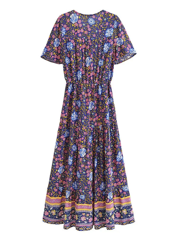 Bohemian Maxi Dress with Vibrant Floral Print and Flowing Silhouette