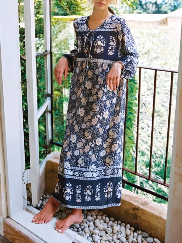 Sd3af096be3cf4b8dbca5ca7d84e264e0g.jpg Nocturnal Elegance Floral Maxi Dress