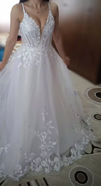 Skarmavbild_2024-08-22_kl._11.05.54.png Fairytale Bloom A-Line Boho Wedding Dress