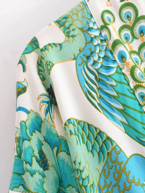 Boho Kimono with Vibrant Floral Print and Tie Detail