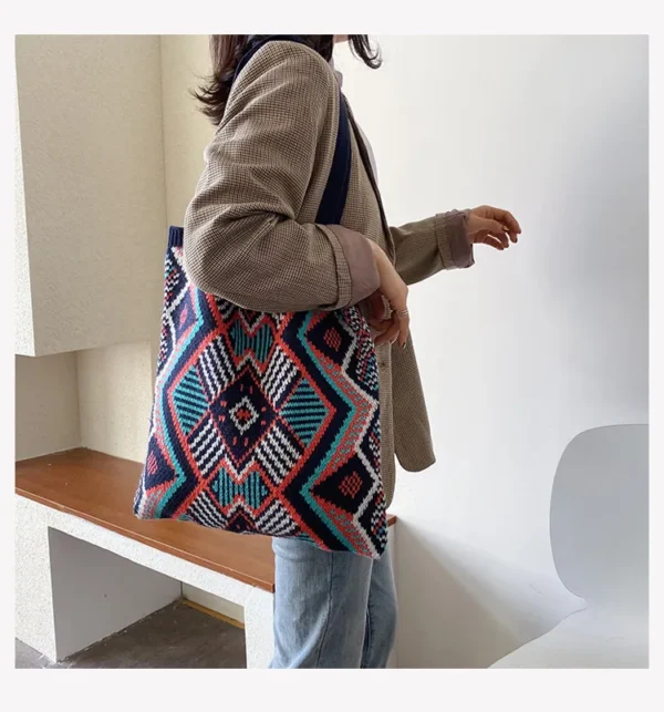 H7f7cc49965a040d4b23b9822557c2997a.webp Geometric Woven Boho Tote Bag
