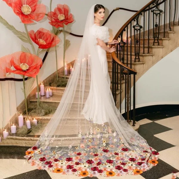 S1187fae045884b39ac63cdf802d4302fm.webp The Meadowsweet Veil — Colourful Floral Embroidered Wedding Veil