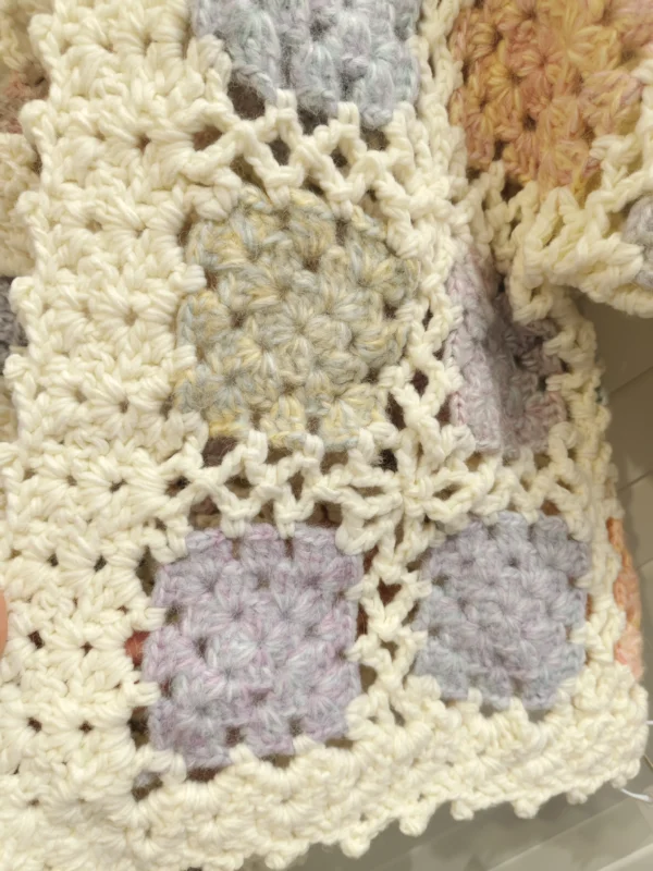 S171f06af0003412b8eff08e8585e832cK.webp Everyday Nomad Granny Square Crochet Boho Cardigan