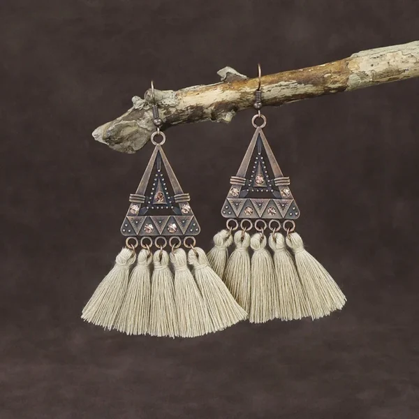S210c29f602ce444282db80b5b0e386bel.webp Odyssey Dangle Boho Tassel Earrings with Geometric Metal Accents