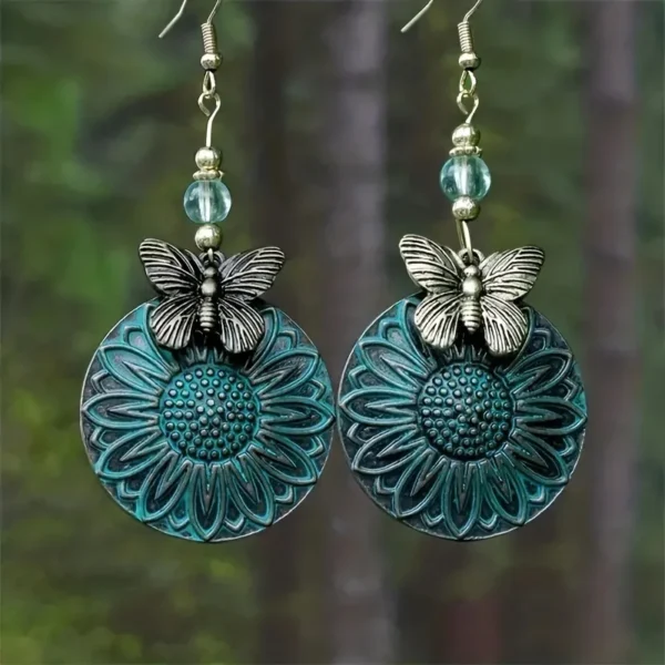 S339a1ad19d7946749843bdaa2ed3d3e09.webp Sunlit Garden Boho Earrings with Floral Accents and Textured Discs