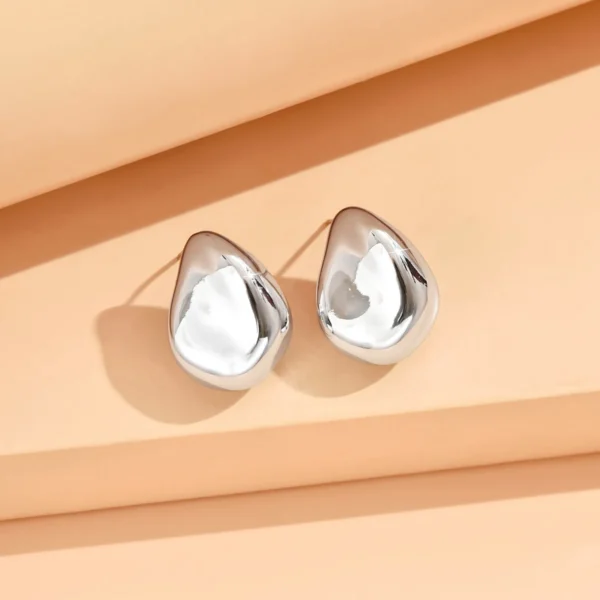 S4767d0cf595b4b0eb4cd3fdc6c78de7br.webp Irregular Crinkle Studs - Hammered Silver and Gold Earrings