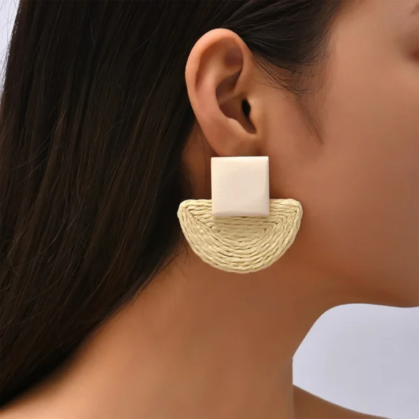 S5c5db9daa49d4d58aa1fea0f8e5d4d36I.webp Sojourn Woven Square Top Boho Rattan Earrings