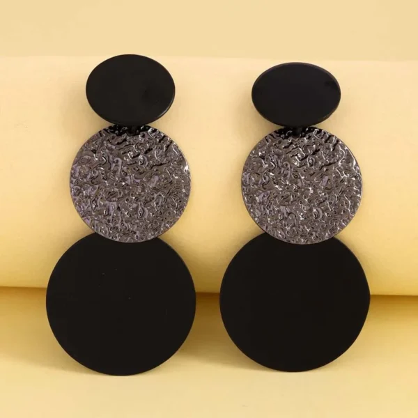 S631f35a76ed749df93cd6088b7c006ffB.webp Bold Geometry Textured Geometric Drop Earrings