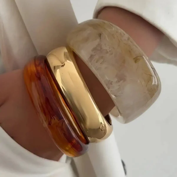 S6538a402164748ed9e862234a91ae90fu.webp Wanderer Stackable Chunky Bangle Set