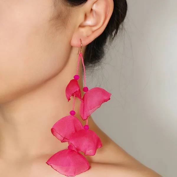 S82715680613c404082bca35ba2d08746I.webp Floral Cascade Statement Dangle Earrings