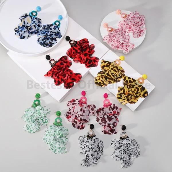 S82e9867450964af19417ae44988b7d99g.webp Radiant Blooms Floral Statement Earrings with Layered Petals