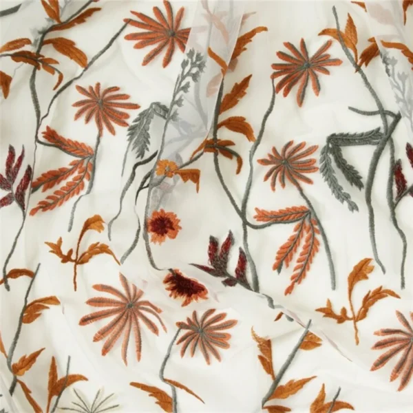 S841ebcc70666486c9bfa0efec3b5797aG.webp Autumn Embrace Floral Embroidered Veil