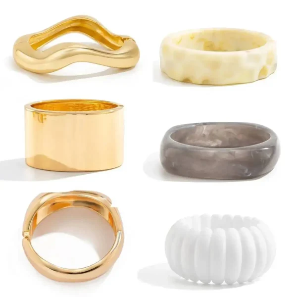 S84ad5e40cce6497cbc4b7da02ac08fdfe.webp Urban Edge Modern Chunky Bangles Set in Textured Metal and Resin