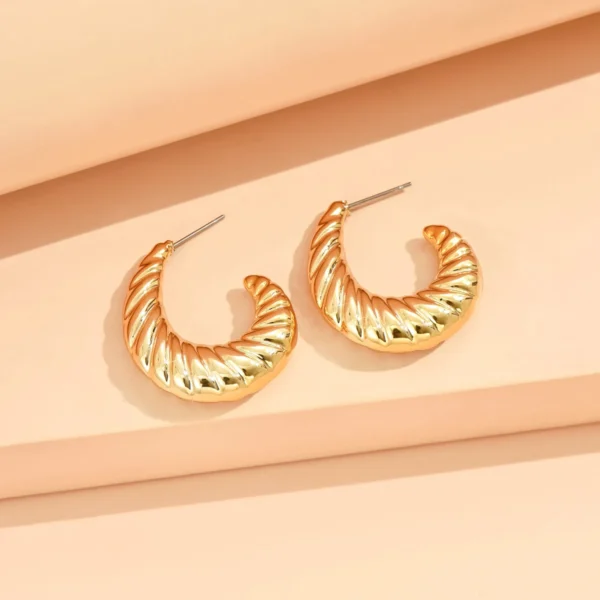 S9354b1dd94854bfa896d11f21a1e9e26t.webp Irregular Crinkle Studs - Hammered Silver and Gold Earrings