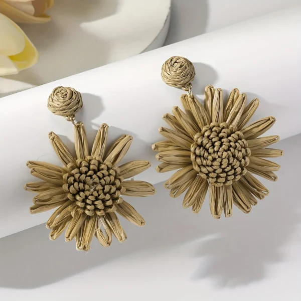 Sa9a7100148b64435b302d16effcf86786-1.webp Mediterranean Bloom Raffia Flower Dangle Earrings