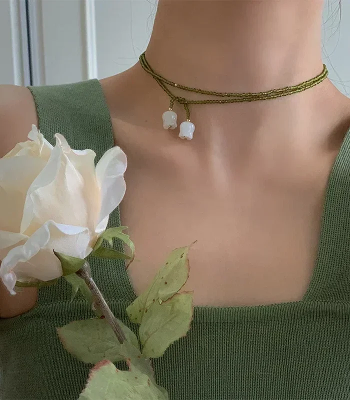 Sab102ad1752e4c4781a50078206c2bcee.webp Enchanted Lily Beaded Choker Necklace with Adjustable Length