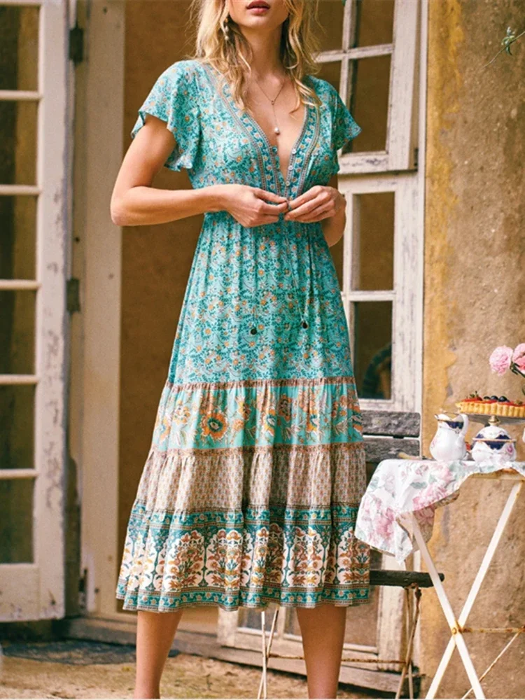 Boho Midi Dress: Summer Symphony with Flowing Silhouettes and Playful Patterns
