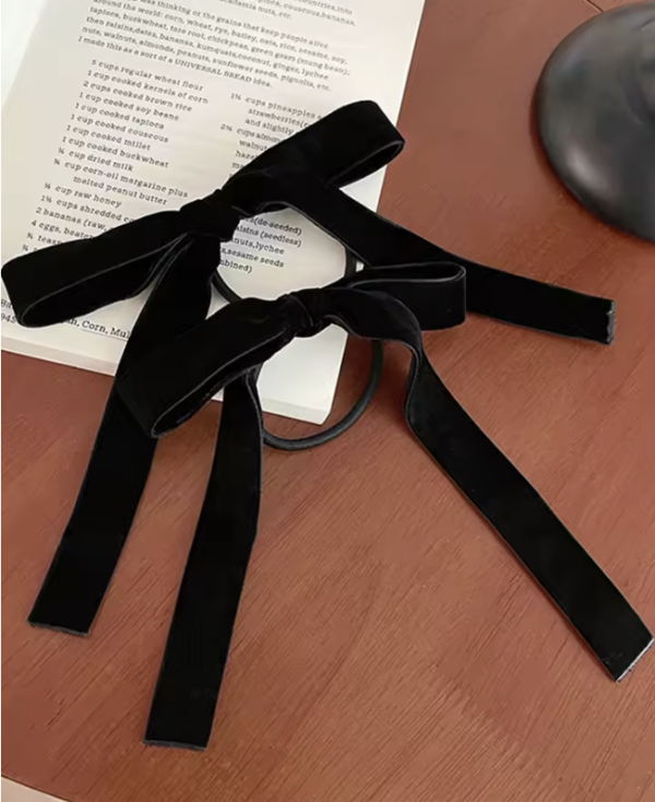 Screenshot 2026-02-20 at 03.42.36 Romantic Black Velvet Bow Hair Ties
