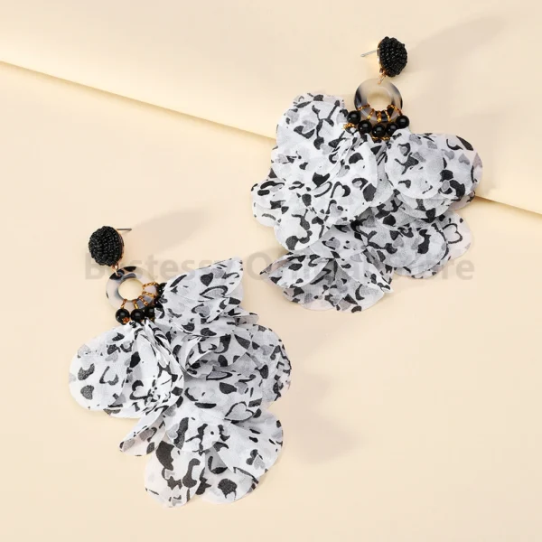Se00520307c65476484fc04d4b06f0686a.webp Radiant Blooms Floral Statement Earrings with Layered Petals