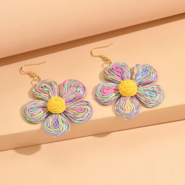 Se0b4eb841a844d0d9c7905e344dae023i.webp Textured Hand-Woven Raffia Bloom Earrings